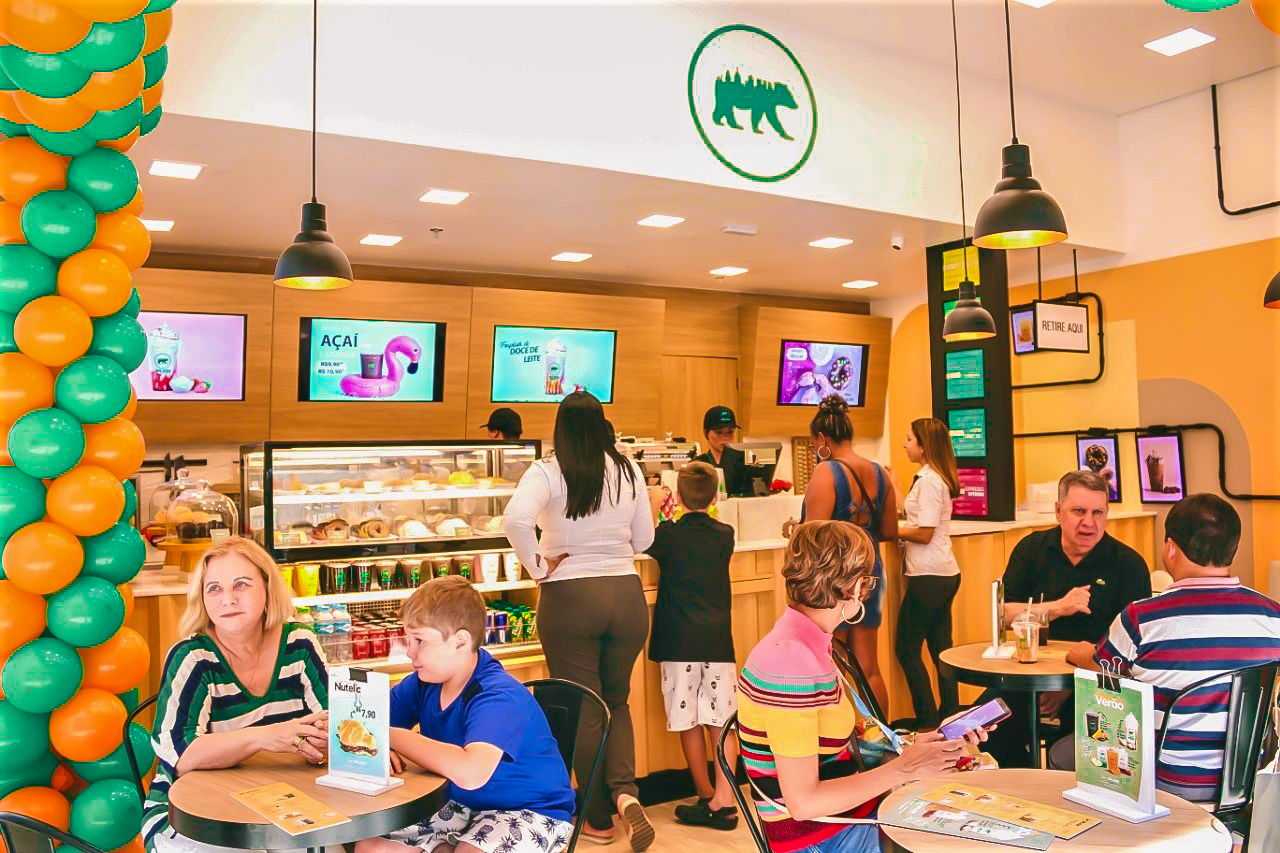 Bebasplash Splash Bebidas Urbanas Franquias Seja Franqueado Cliente Loja Negócios Comércio Business Franchising Starbucks Cafeteria DunkinBill iFood Delivery Donuts Comer Beber Sabor Delícias Delicioso Refrescar Calor Frio Quente Gelada Ovomaltine Rentabilidade Prospecção Alta Lucratividade Lucro Qualidade de Tempo Felicidade Alegria Compartilhar Sorrisos Chá Café Salgados Doces Sobremesa Investimento Sem Sazonalidade Ganhar Dinheiro Lucrar Finanças